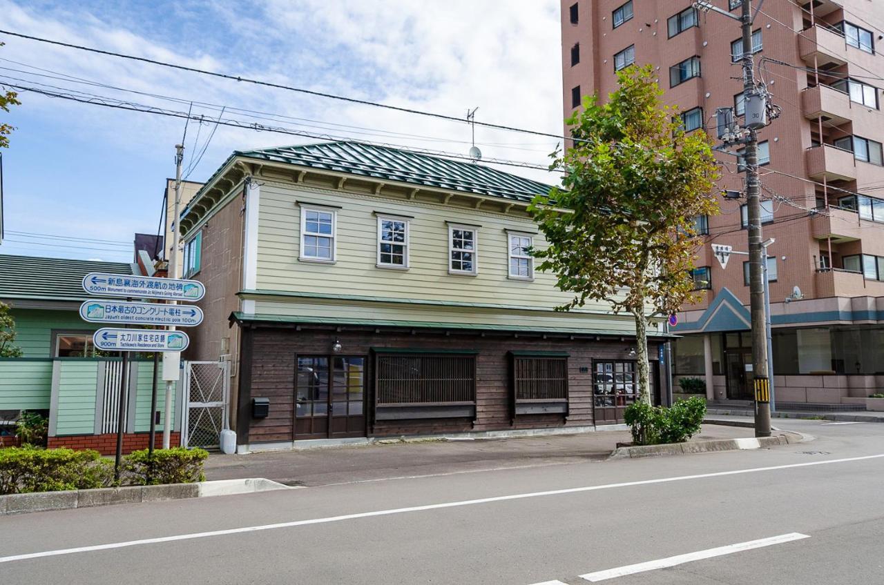 箱館宿 観月-Mizuki-伝統的建築物の宿-最大8名宿泊可能 هاكوداته المظهر الخارجي الصورة